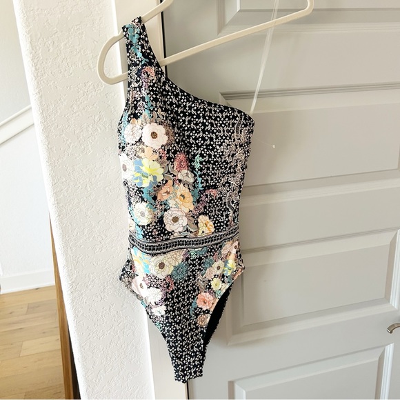 NWT Johnny Was Mila One Shoulder Floral One Piece Swimsuit - Picture 3 of 6